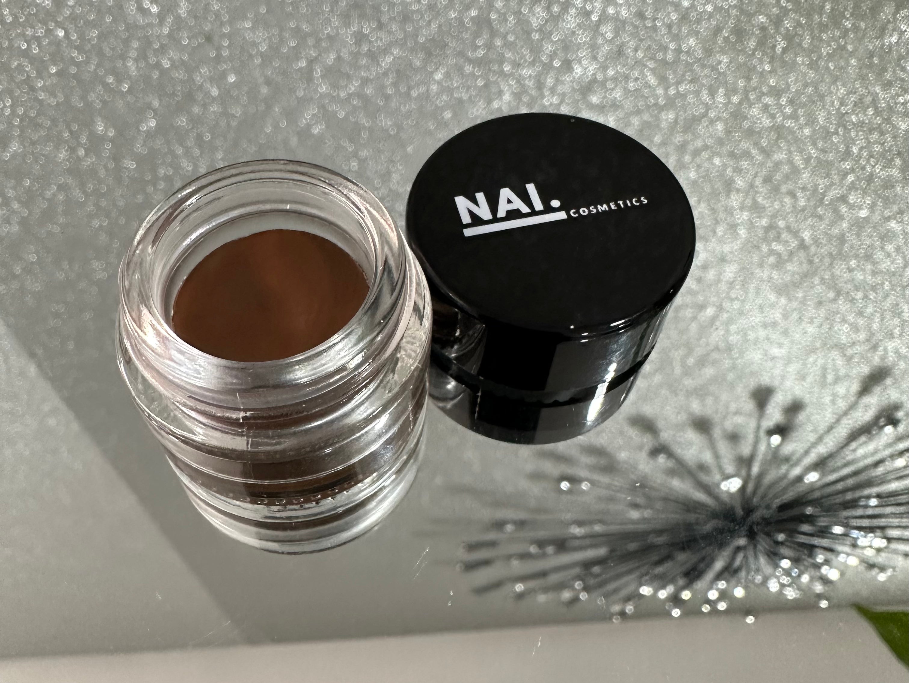“Stay Put” Brow Gel-ade