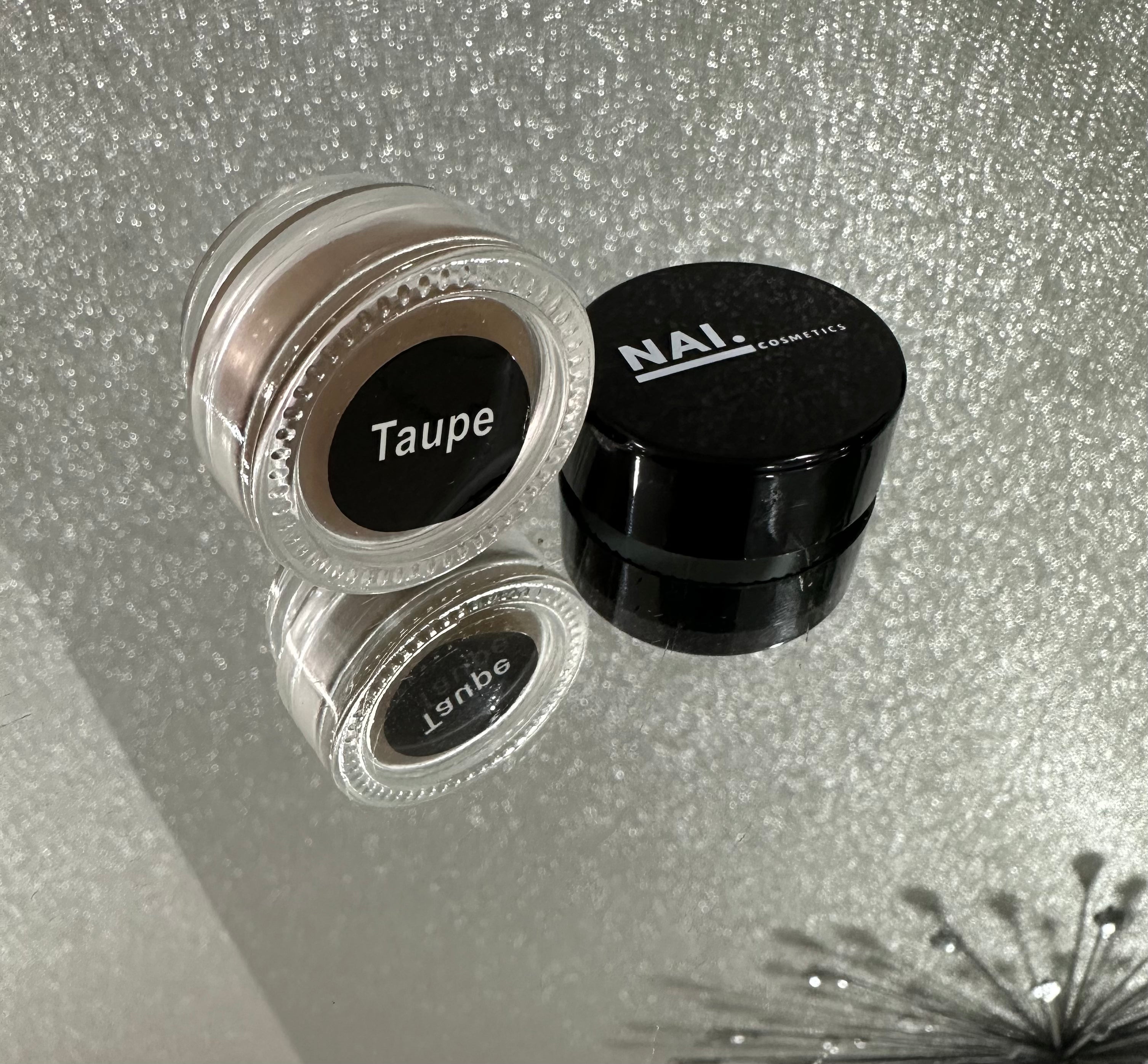 “Stay Put” Brow Gel-ade