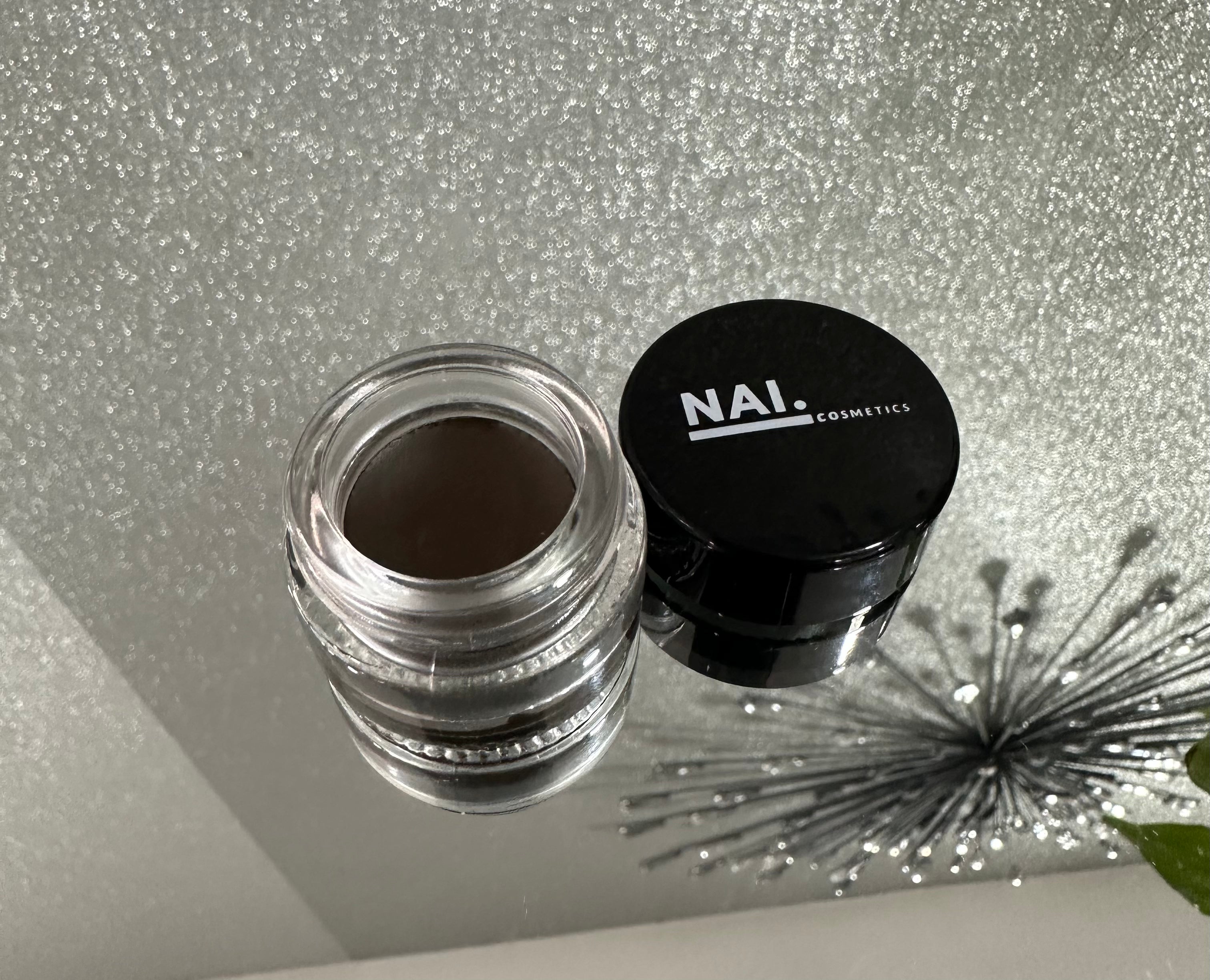 “Stay Put” Brow Gel-ade
